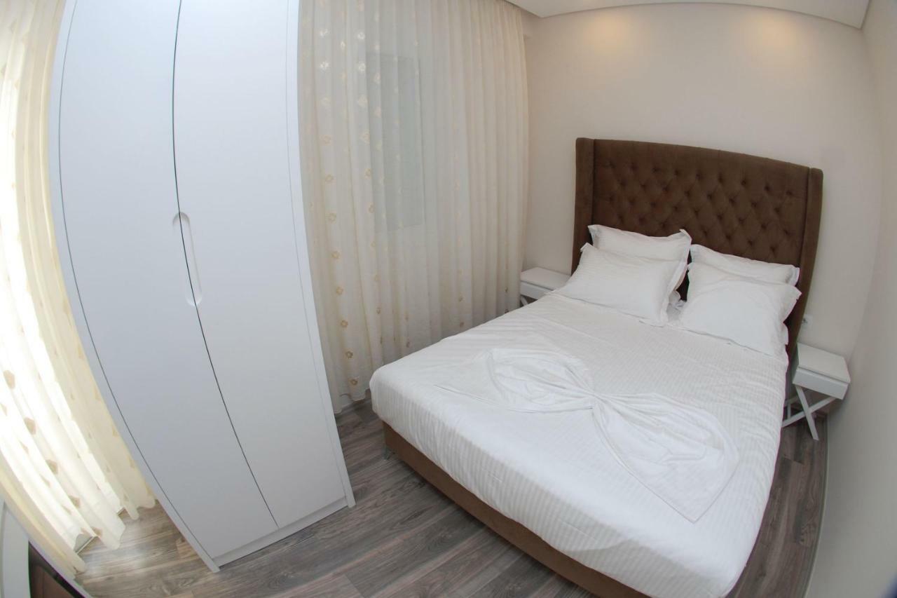 Hotel Ramo Saranda エクステリア 写真